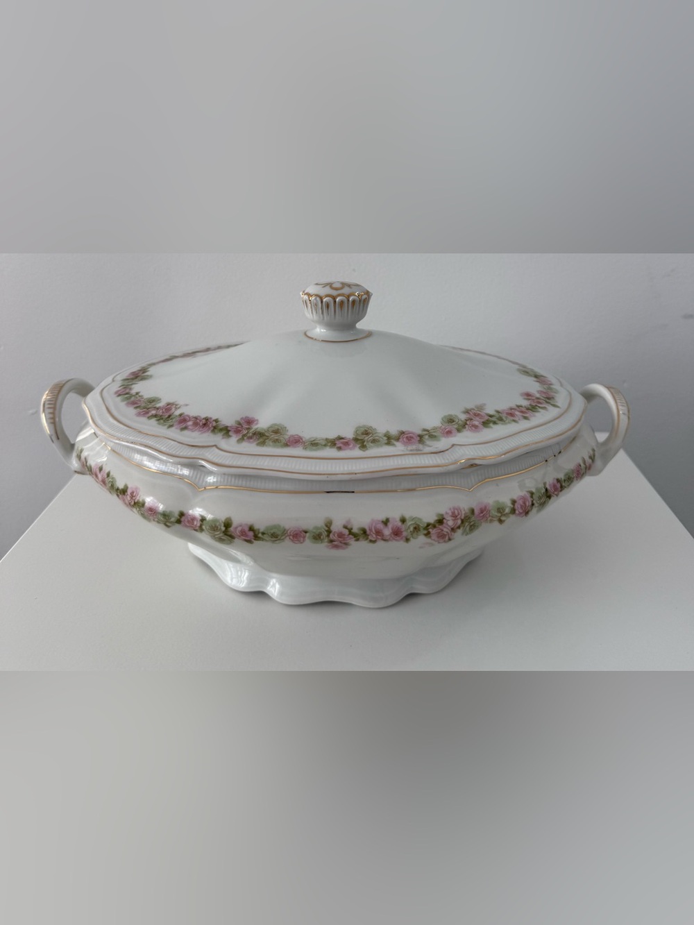 Antique TK Thun The Munich Covered Dish Pink Roses Czechoslovakia Hidden Crack